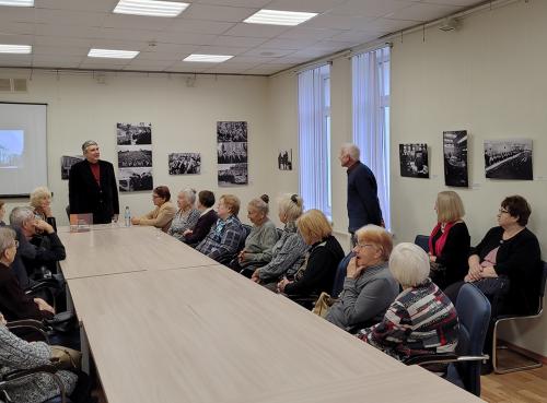 Презентация книги Ф. А. Селезнева “Нижегородские маршруты российских императоров”.