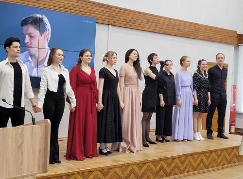 Праздничный концерт “Девчата. Музыка из кинофильмов".