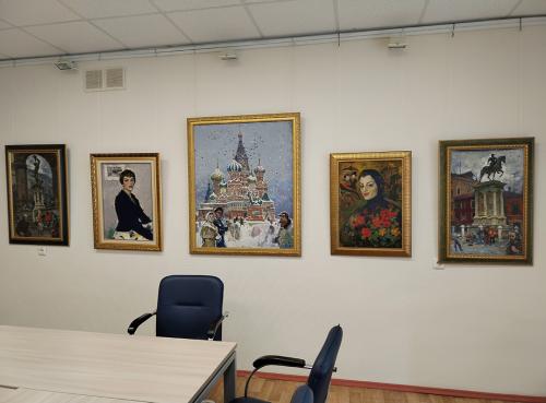 Художественная выставка Владимира Холуева "Его картины дарят свет..." (живопись, графика)