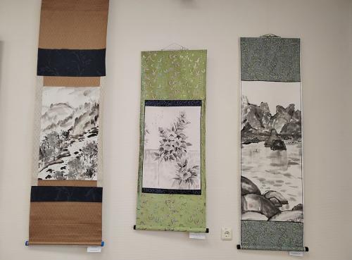 Художественная выставка Ирины Левашевой и ее учеников "Застывший ветер дальних дорог"