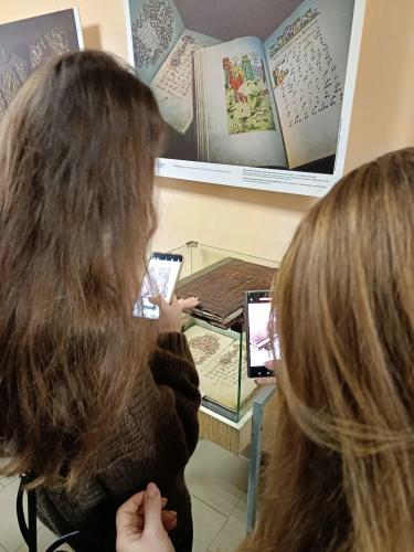 Фундаментальную библиотеку посетили нижегородские блогеры