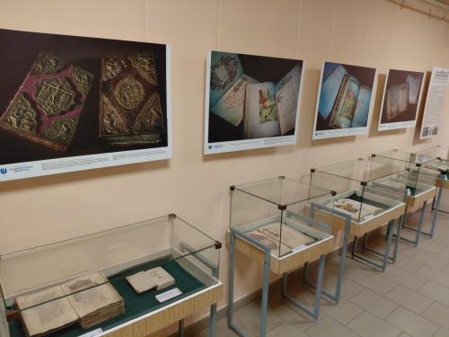 Фундаментальную библиотеку посетили нижегородские блогеры