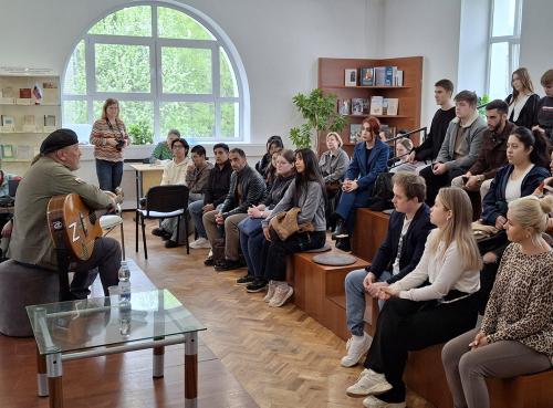 Творческая встреча-концерт с Павлом Юдиным «Песни, которые услышал фронт»